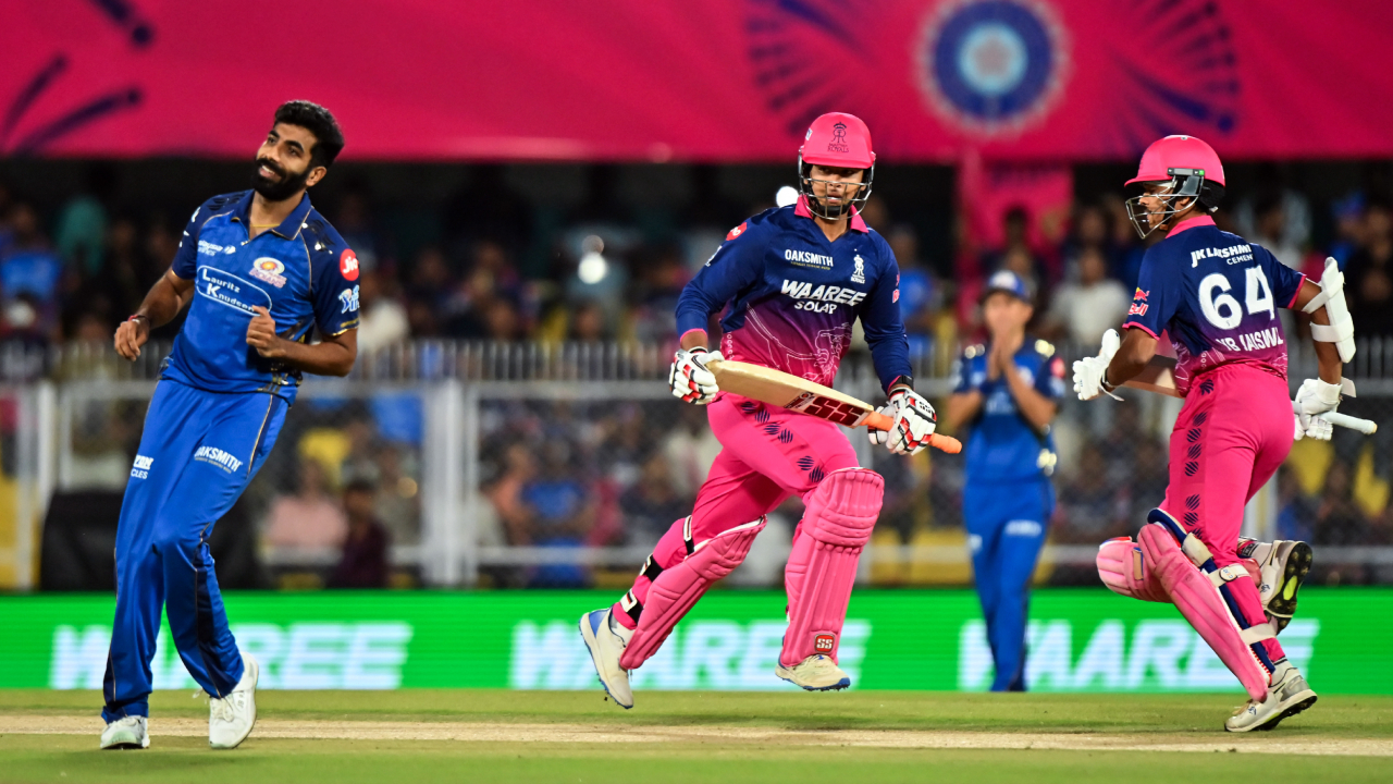 ബുംറയെ ആദ്യ പന്തിൽ തന്നെ സിക്സറിന് തൂക്കിയതുകണ്ടപ്പോള്‍ വൈഭവിനോട് പറഞ്ഞ കാര്യം വെളിപ്പെടുത്തി യശസ്വി ജയ്സ്വാള്‍