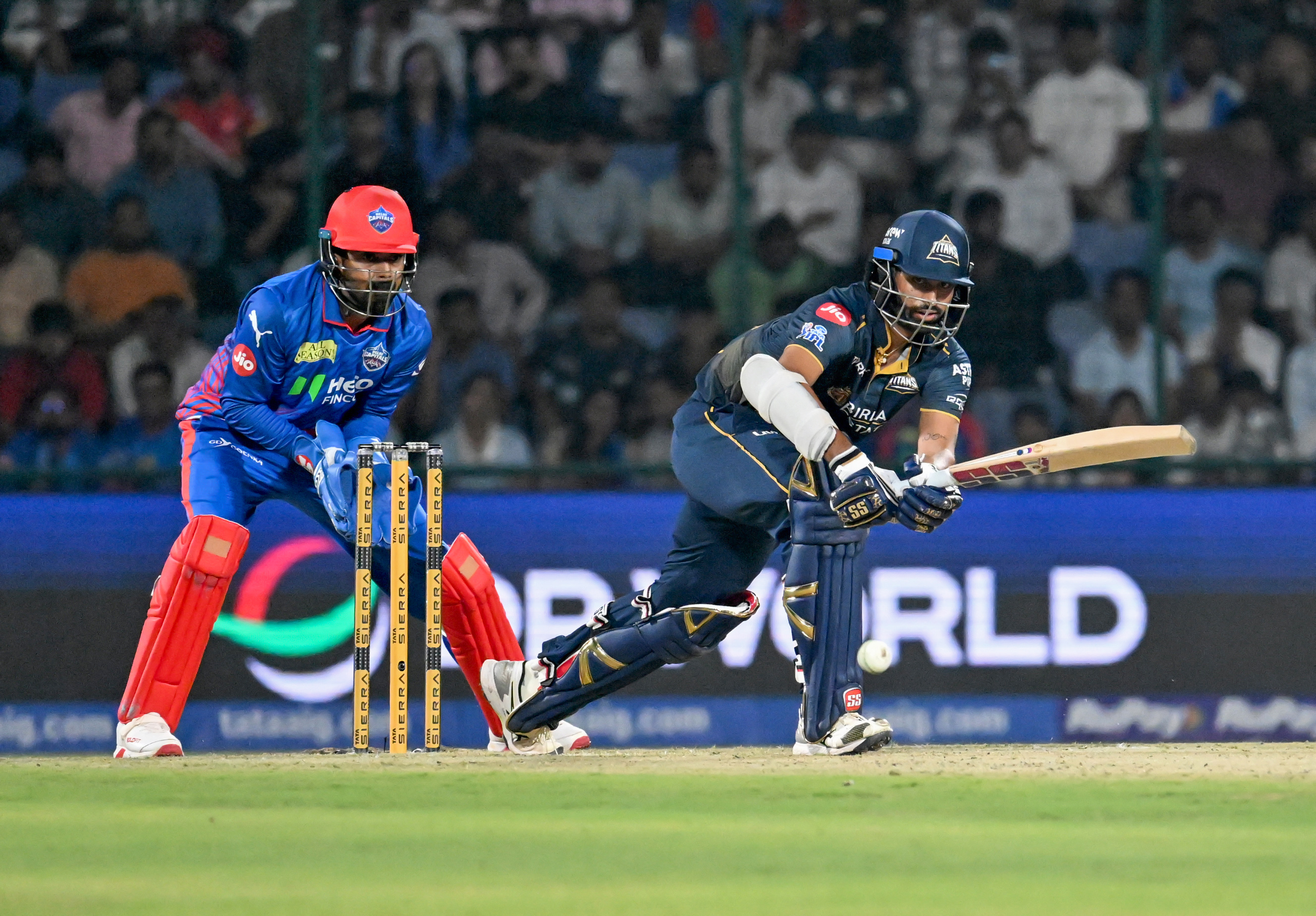 IPL 2026: ক্রিকেটারদের মাঠে প্রবেশ নিয়ন্ত্রণ, আইপিএল-এ নতুন নিয়ম চালু বিসিসিআই-এর