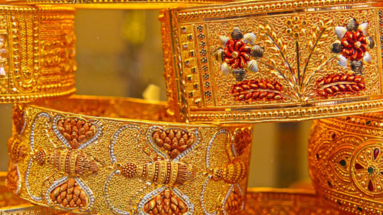 Gold, Silver Prices Today, August 12: Yellow Metal Rates Rise; Check Latest Prices in Delhi, Bengaluru & More