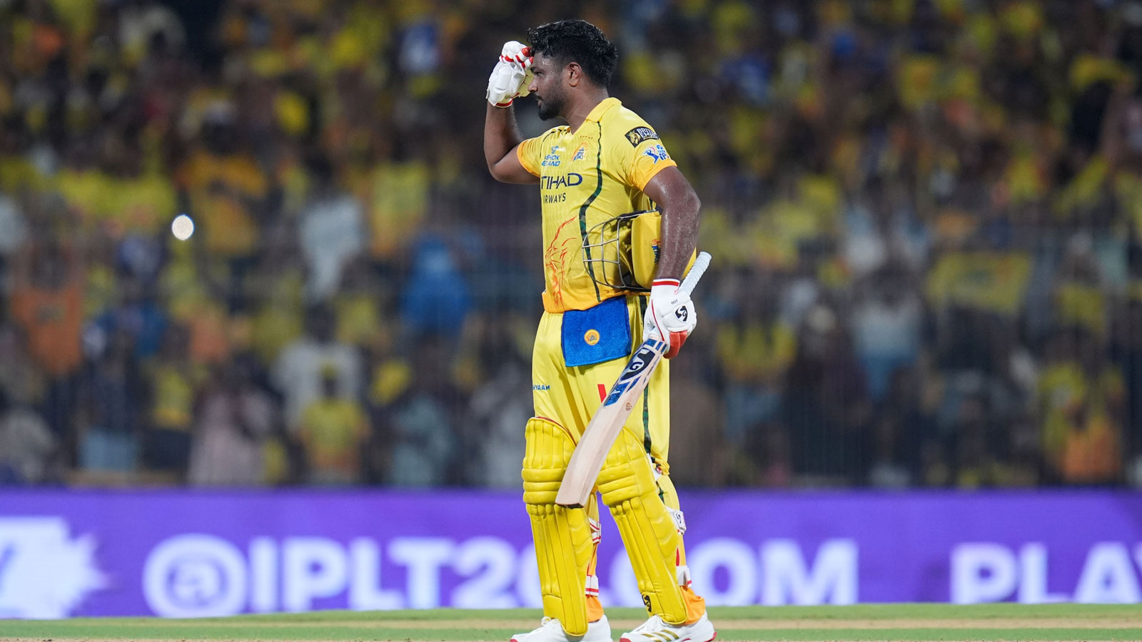 SRH vs CSK : టాప్ 10 నుండి సంజూ శాంసన్ ఔట్..