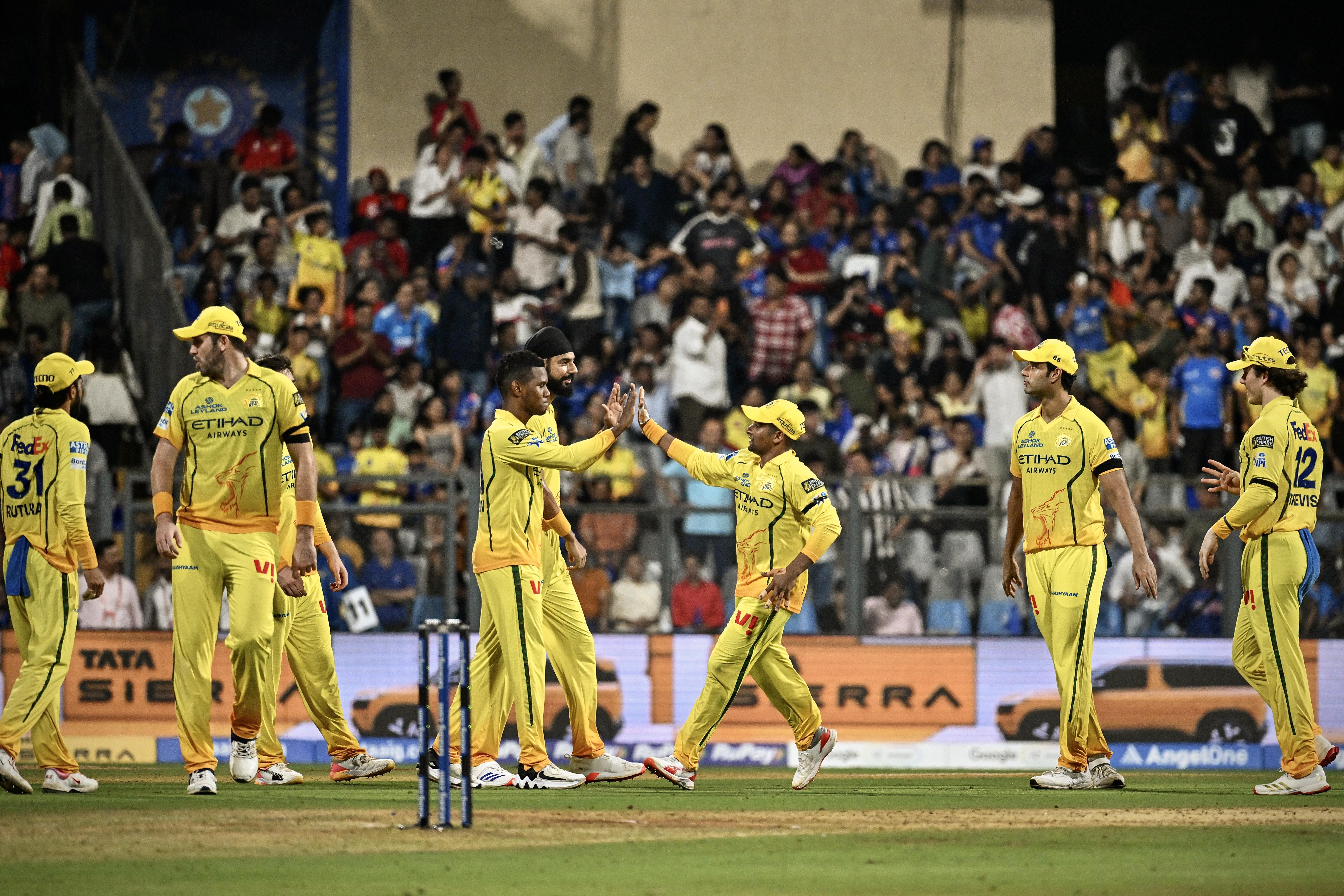 ಕೇವಲ 36 ಎಸೆತಗಳಲ್ಲಿ ಶತಕ, ಧೋನಿ ತಂಡಕ್ಕೆ ಮುಂಬೈ 'ಬಾಹುಬಲಿ'! ಯಾರು ಈ ಆಯುಷ್ ವರ್ತಕ್?