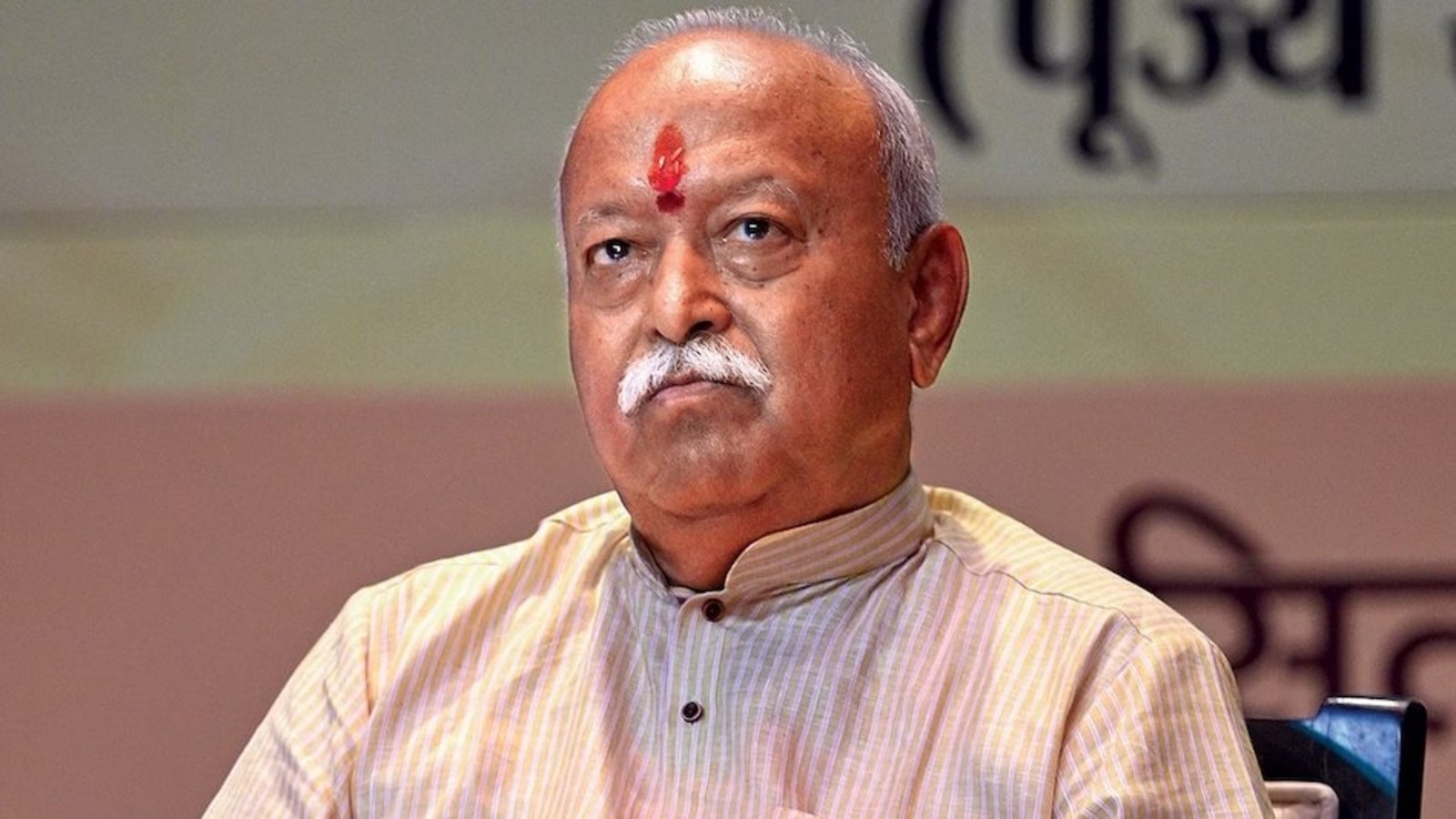firozabad shatabdi express stone pelting mohan bhagwat rss chief train security probe
