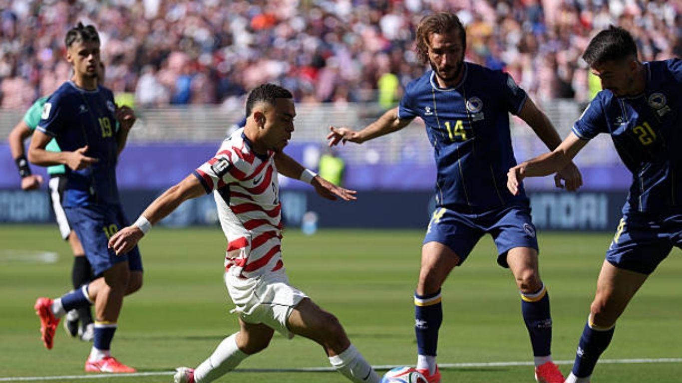 USA vs Bosnia and Herzegovina: লাল কার্ড ফোলারিনের, ১০ জনে খেলে বিশ্বকাপের শেষ ষোলোয় মার্কিন যুক্তরাষ্ট্র