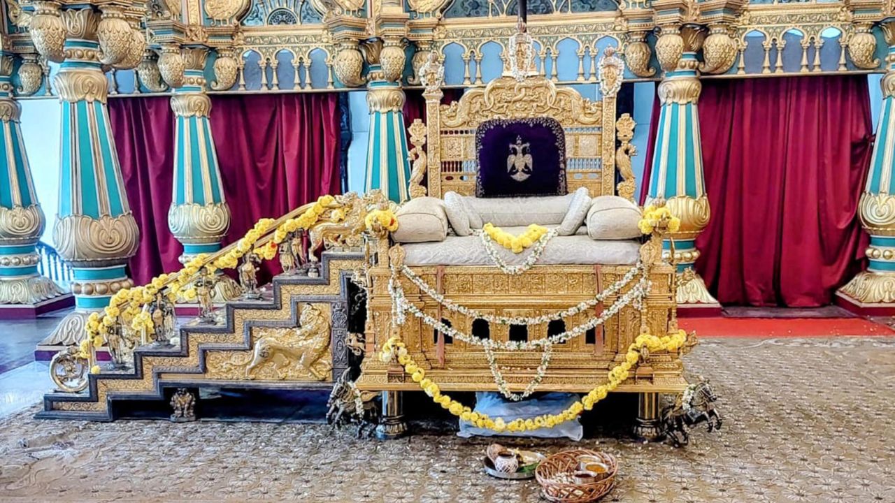 mysuru dasara golden throne