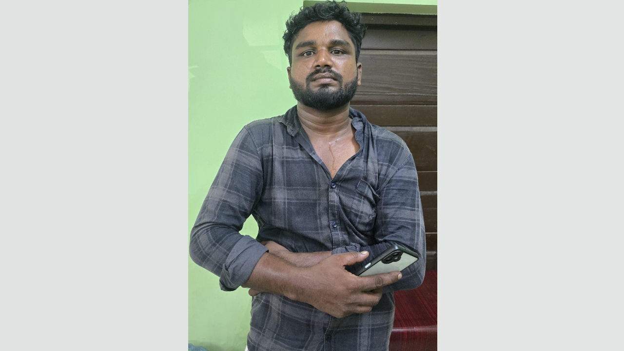 Ambalapuzha: Man Steals Gold Chain From Accident Victim Inside Auto! Read On