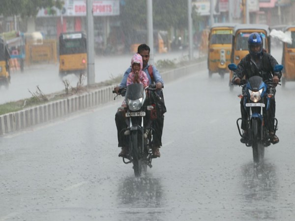 The Chennai Meteorological Department has forecast heavy rains in 5 districts of Tamil Nadu today