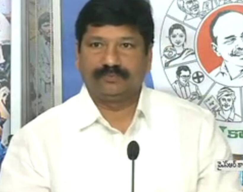 మంత్రి జోగి రమేష్ ర్యాలీలో అపశృతి.. సర్పంచ్ మృతి..