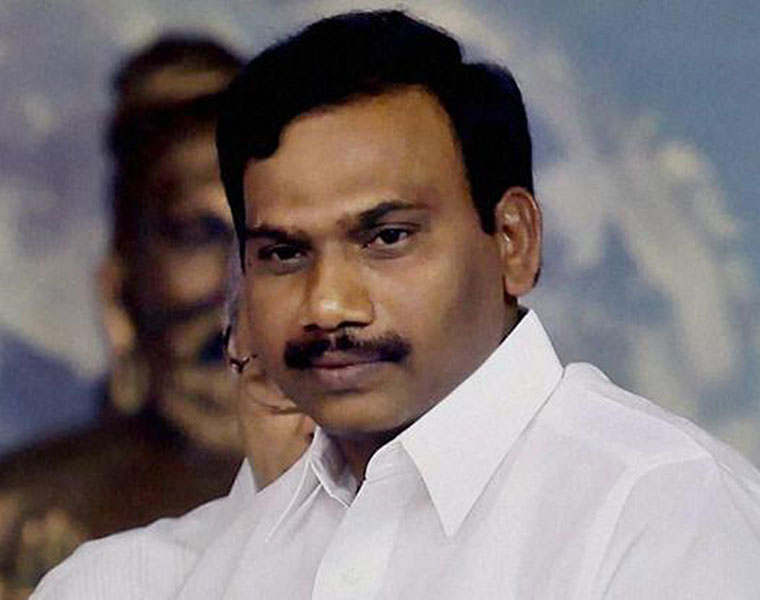 A raja apologize to palaniswami