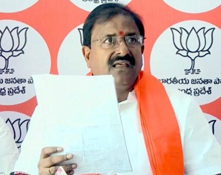 ysr congress party mps are touch with bjp says mlc somu veerraju