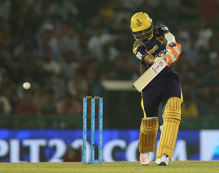 ipl 2019 KKR loss Chris Lyn vs srh live