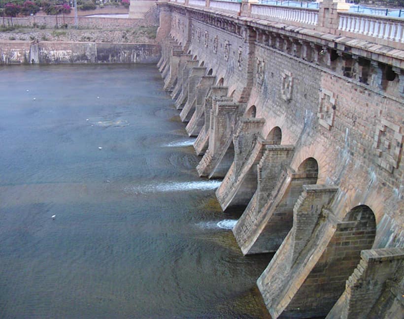 Govt cheating us, sending excess water to Tamil Nadu: Mandya farmers