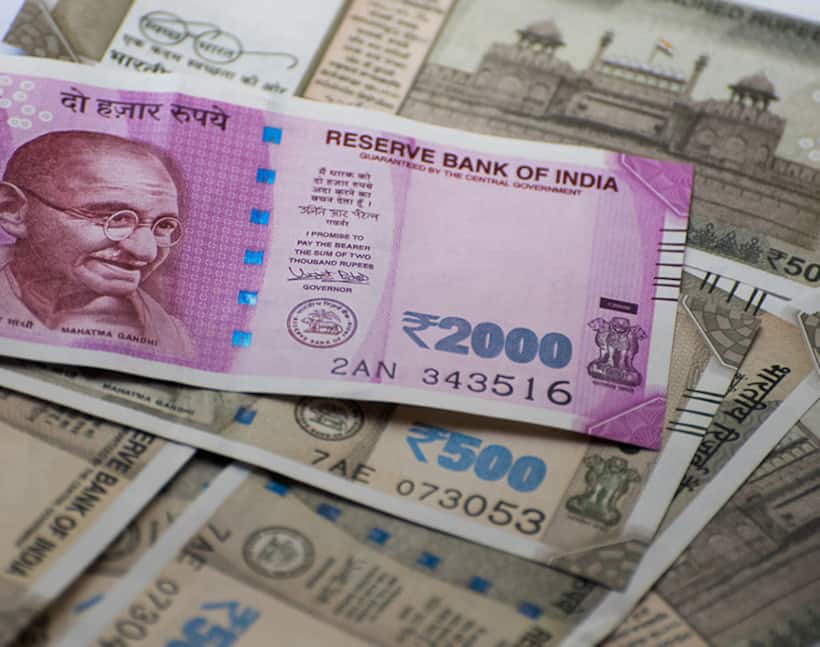 Fake note printers can copy 11 out of 17 security features of new Rs 2000 notes