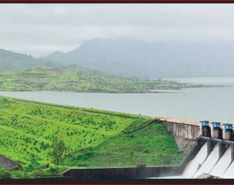 Heavy Rain Lashes in Maharashtra Water Released From Basava Sagar reservoir