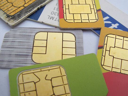 25 crore sim cards may be closed