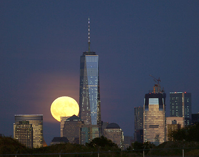 China to Launch Three Artificial Moons Which Absorb Sunlight During Night