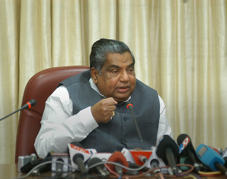 Former CM Dharam singh Passed Away