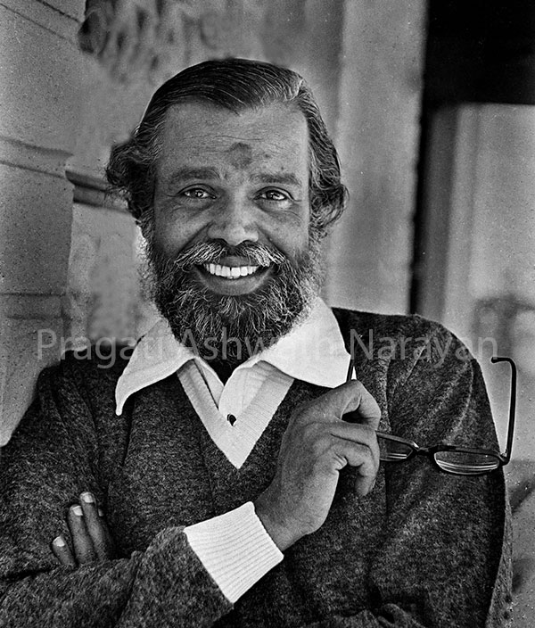 Puttanna Kanagal who was king maker in  Sandalwood snr