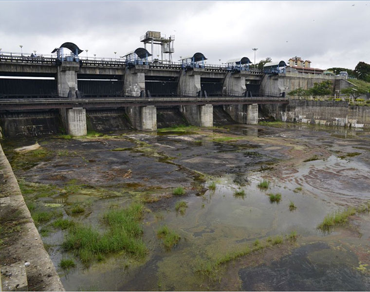 Water at KRS dam hits rock bottom