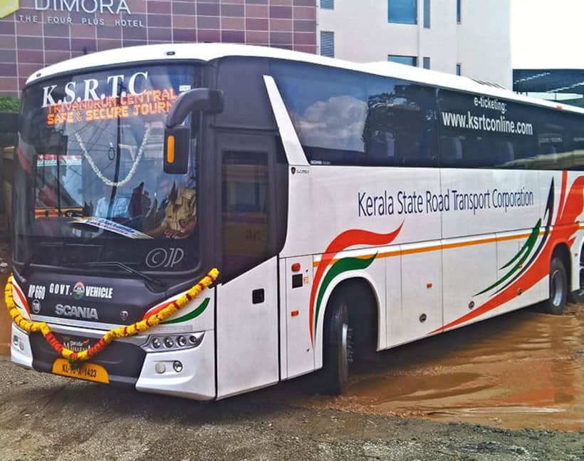Passengers on Bengaluru bound KSRTC bus robbed at knife point