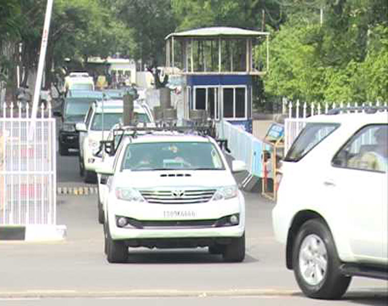 KU JAC leaders  arrested for obstruct KCR convoy in warangal lns