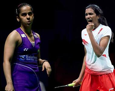 Saina, PV Sindhu enter semis of World Badminton Championship ensuring bronze, Kidambi crashes out