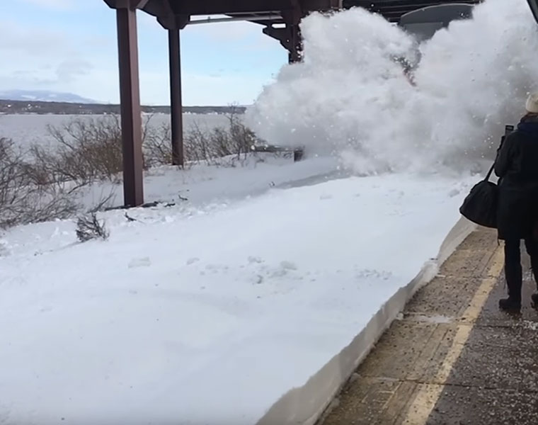 Amtrak Snow mo Collision