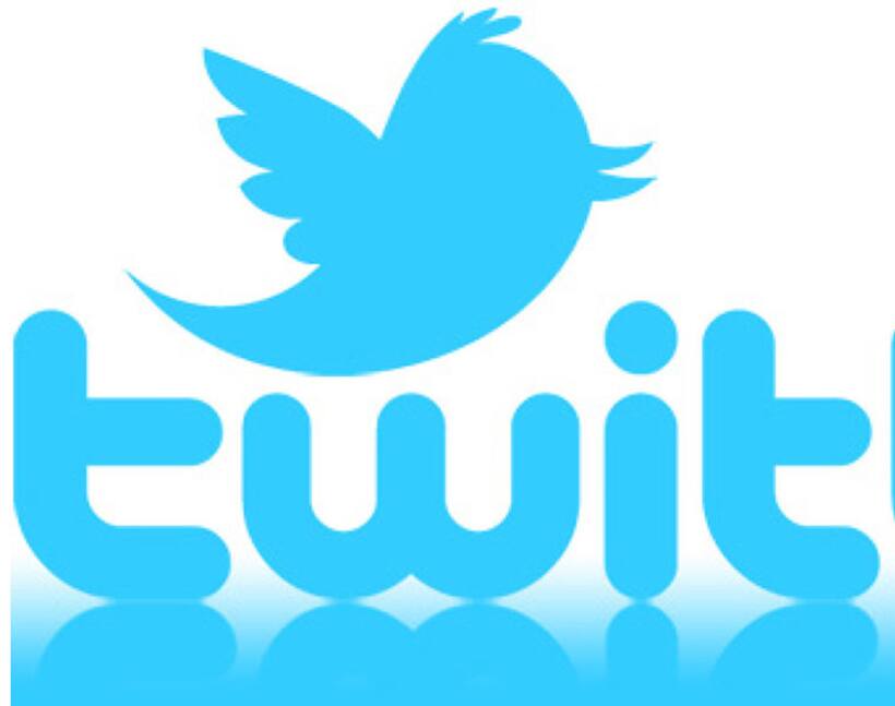 Twitter now supports reporting multiple abusive tweets together