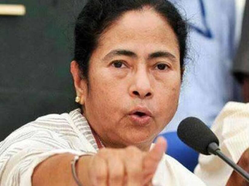 राम नाम की बौछार से घबराईं ममता बनर्जी, सोशल मीडिया पर दी सफाई