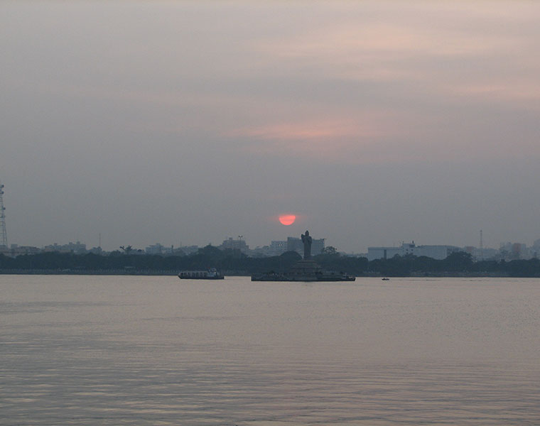 Hussain Sagar dam Hyderabad column