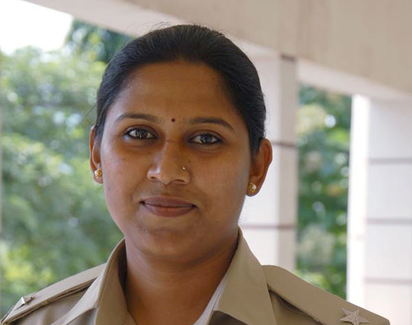 Former cop Anupama Shenoy takes her case to Sonia