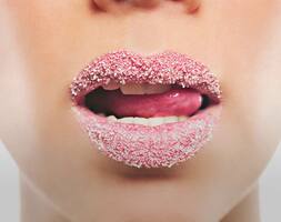 Apply sugar on your lips and check out the differing results