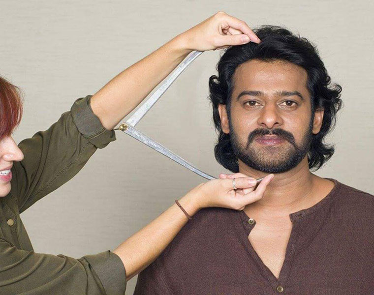 baahubali prabhas beats rajinikanth