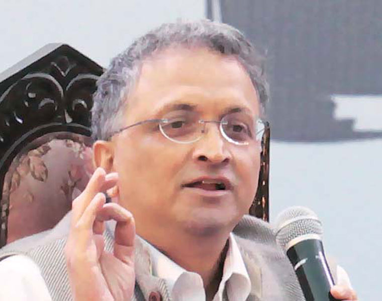 Ramachandra Guha an 'urban naxal' operating in dark world, says Karnataka BJP