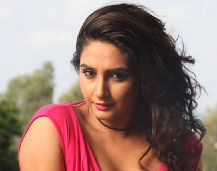 sandalwood drug case ragini's bail application adjourned to september 19 -ymn