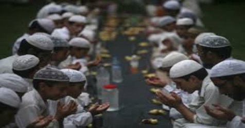 ban continues for ramzan prayer in public places