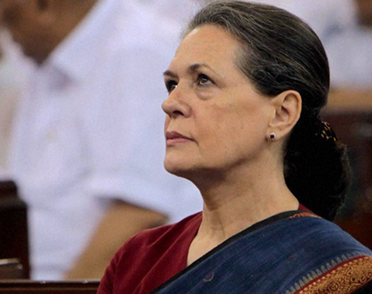 sonia gandhi a powerful woman in indian politics