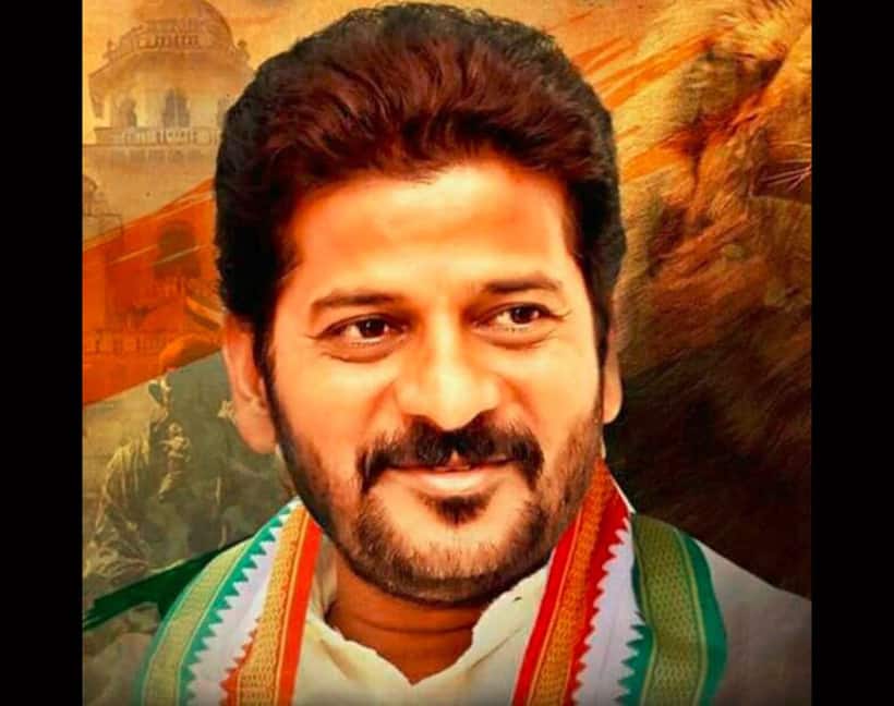 అనూహ్యం: రేవంత్ రెడ్డి సభలో వైఎస్ వ్యక్తిగత సహాయకుడు సూరీడు ప్రత్యక్షం