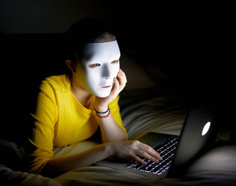 Fake sellers, long distance buyers: Why you should be wary of buying/selling online