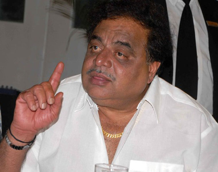 Will Ambareesh say Good Bye to Congress and Join JDS?