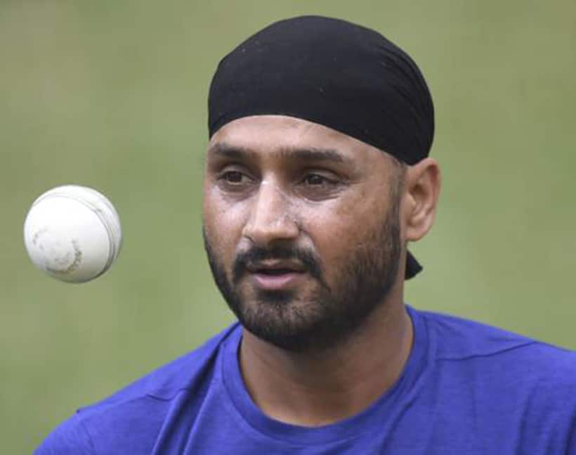 Harbhajan Singh's doosra grounds Jet Airways pilot