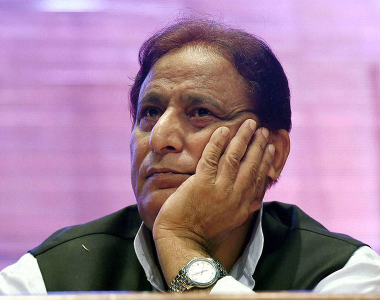 SC asks CBI to serve notice to Azam Khan for his conspiracy remark