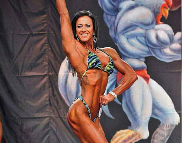 female bodybuilder dies in her sleep