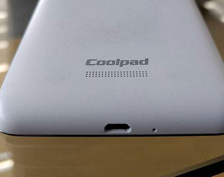 coolpad launches triple sim smart phone