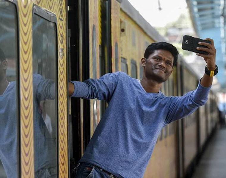 Imprisonment for 3 months for taking selfies while standing on railway track