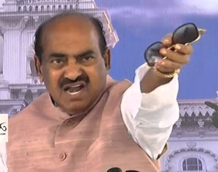 jc diwakar reddy sensational comments on ap cm jagan