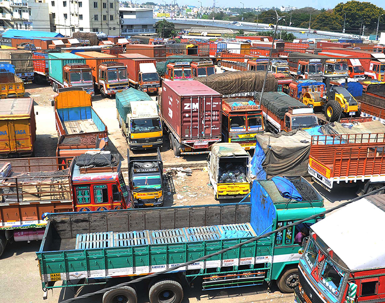 Bengaluru onion lorry caught with 10000 kg of explosives in Kerala border