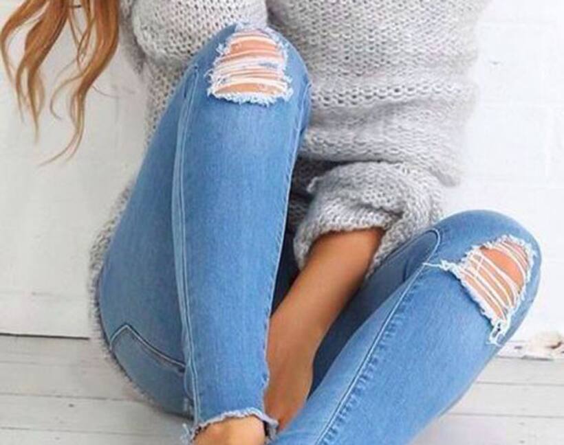 US: Missouri school teacher duct tapes girl's legs in ripped jeans for violating dress code