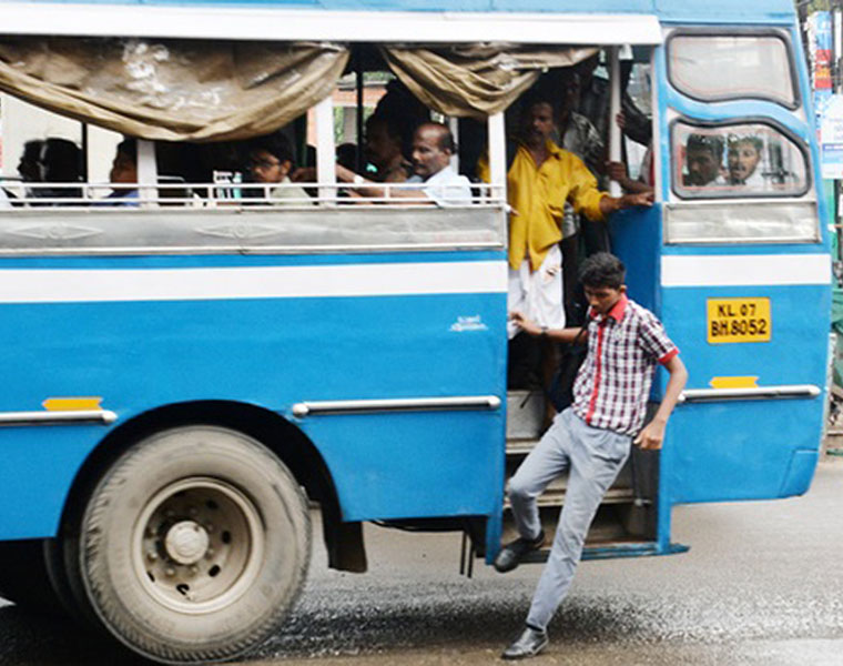 Kerala High Court Ordered Enquiry Against Private Bus