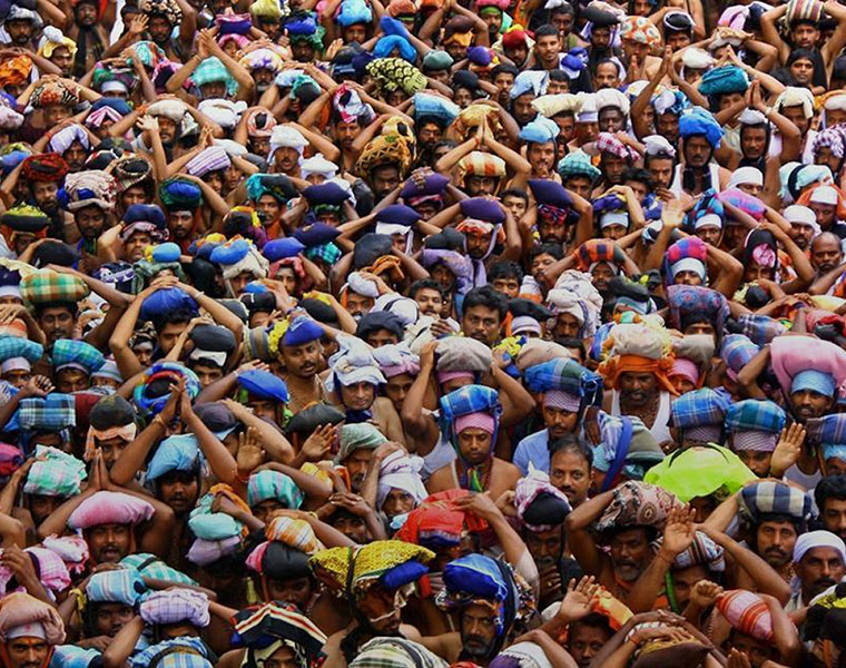 Sabarimala rituals devotees