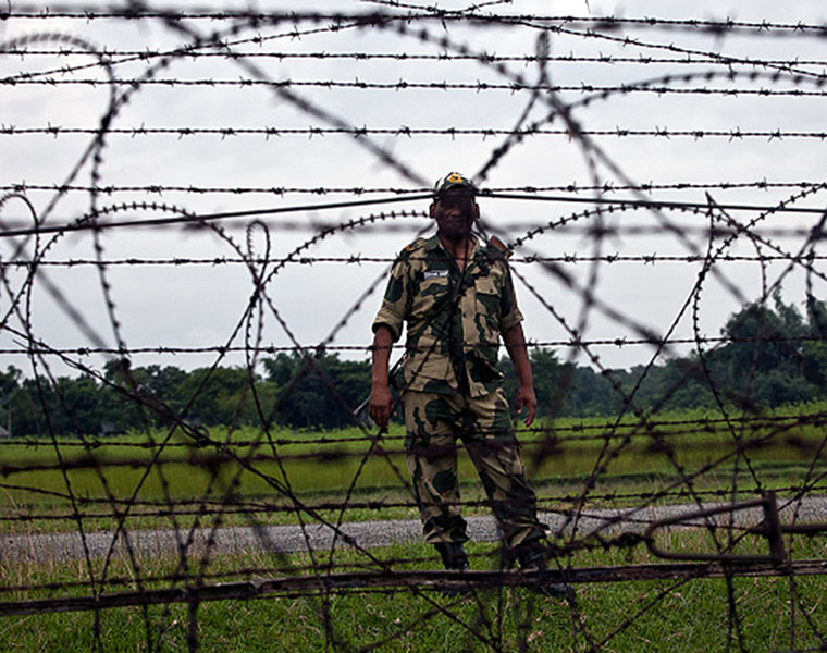 Smart fence built in Indo Pak border